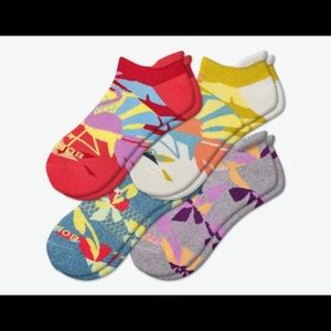BOMBAS ANKLE SOCKS - Small - 4 pack NWOT